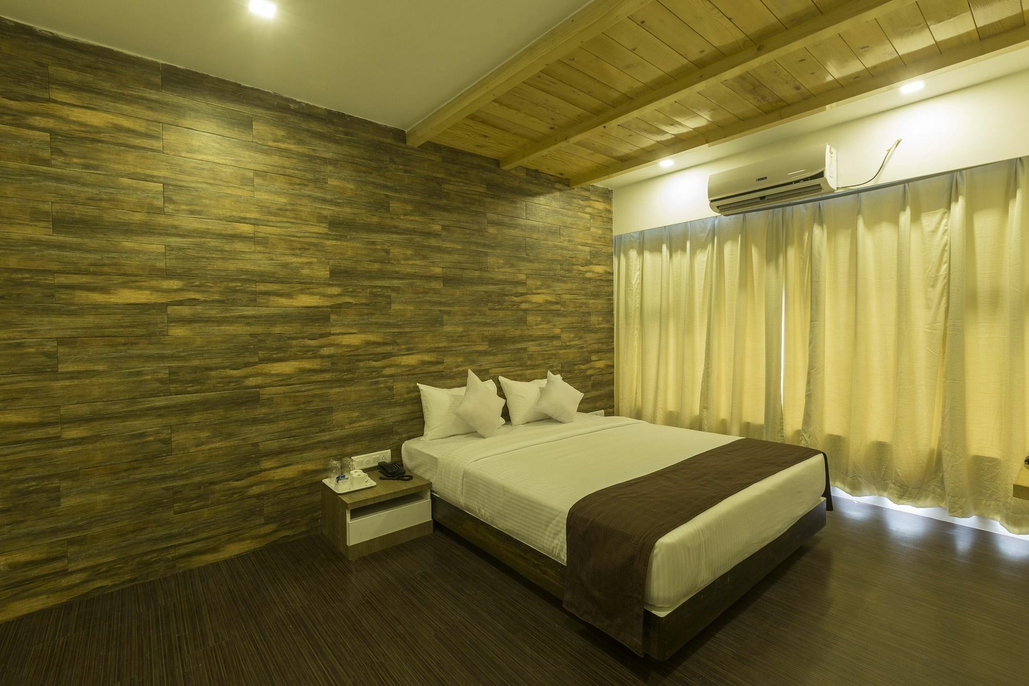 Oyo 78245 Collection O Hotel Crown Inn Navi Mumbai Zewnętrze zdjęcie