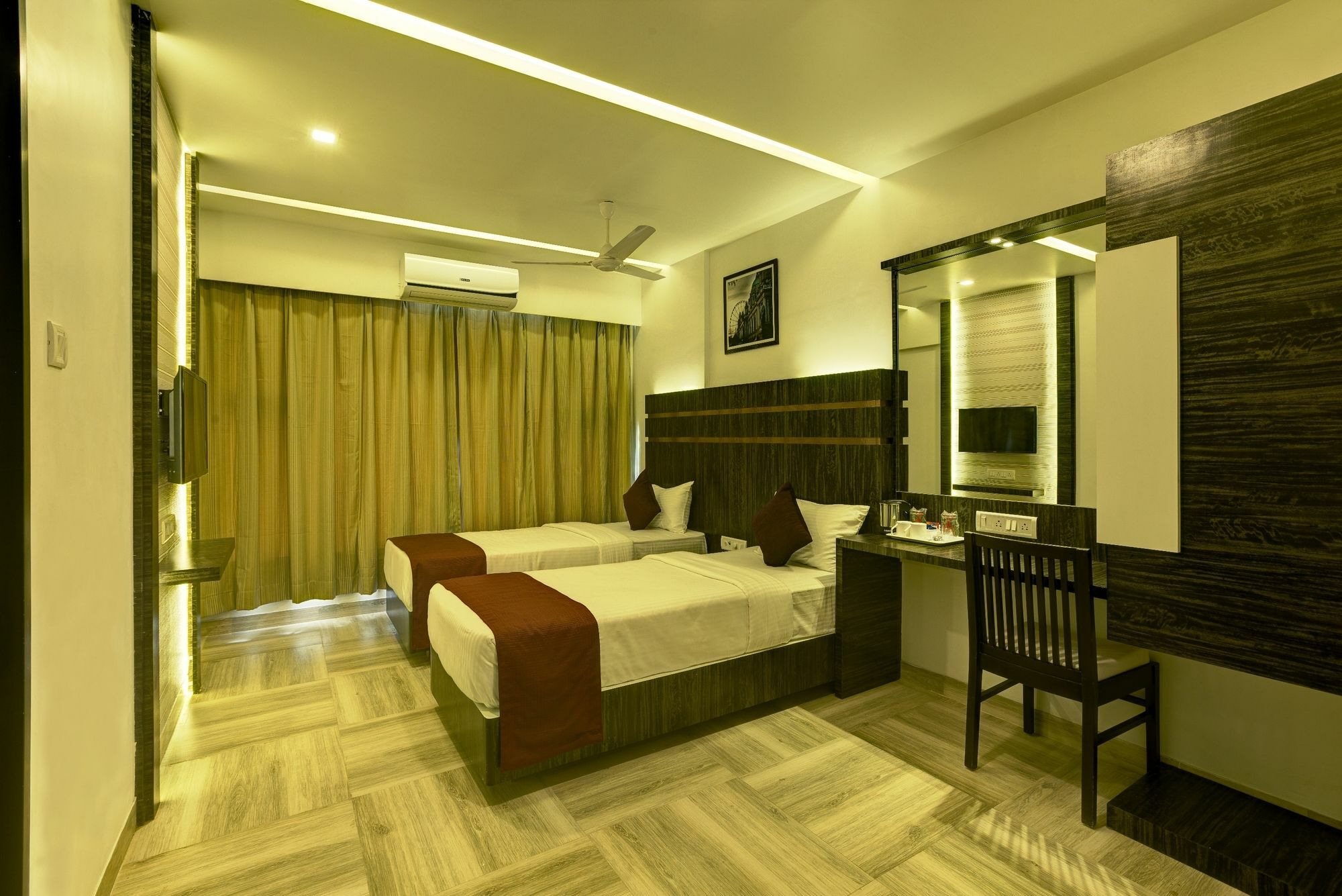 Oyo 78245 Collection O Hotel Crown Inn Navi Mumbai Zewnętrze zdjęcie