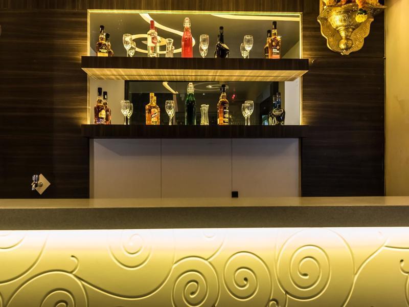 Oyo 78245 Collection O Hotel Crown Inn Navi Mumbai Zewnętrze zdjęcie